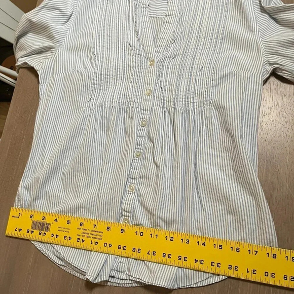 Women’s Eddie Bauer Button Down Shirt Size Medium - Picture 5 of 7